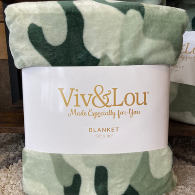 camo blanket